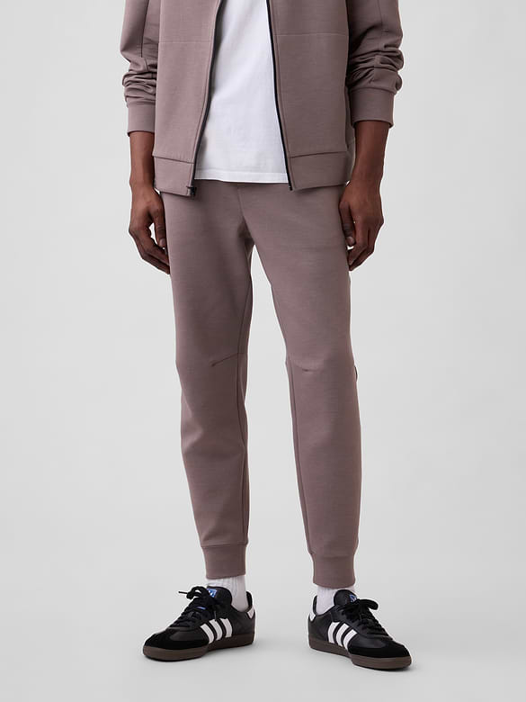 GapFit Performance Joggers