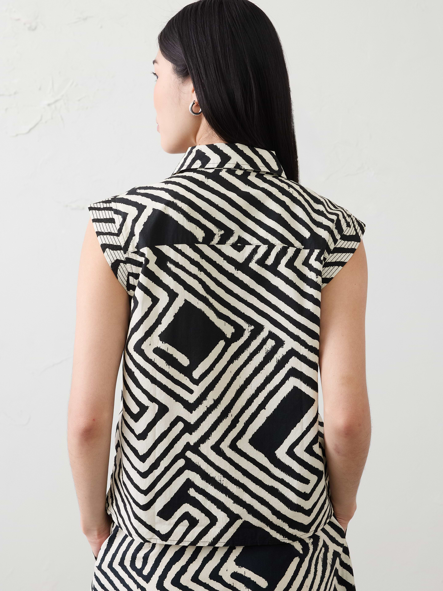 Image number 8 showing, Trapunto Cap-Sleeve Shirt