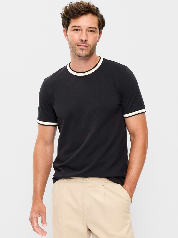 L'image numéro 1 présente T-shirt ras du cou en piqué