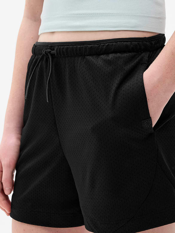 Athleta Girl Gamechanger Mesh 4" Short