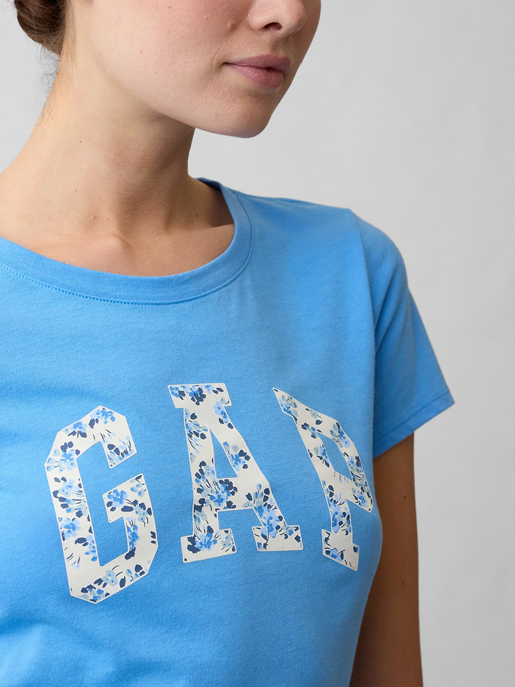 Image number 4 showing, Gap Logo T-Shirt