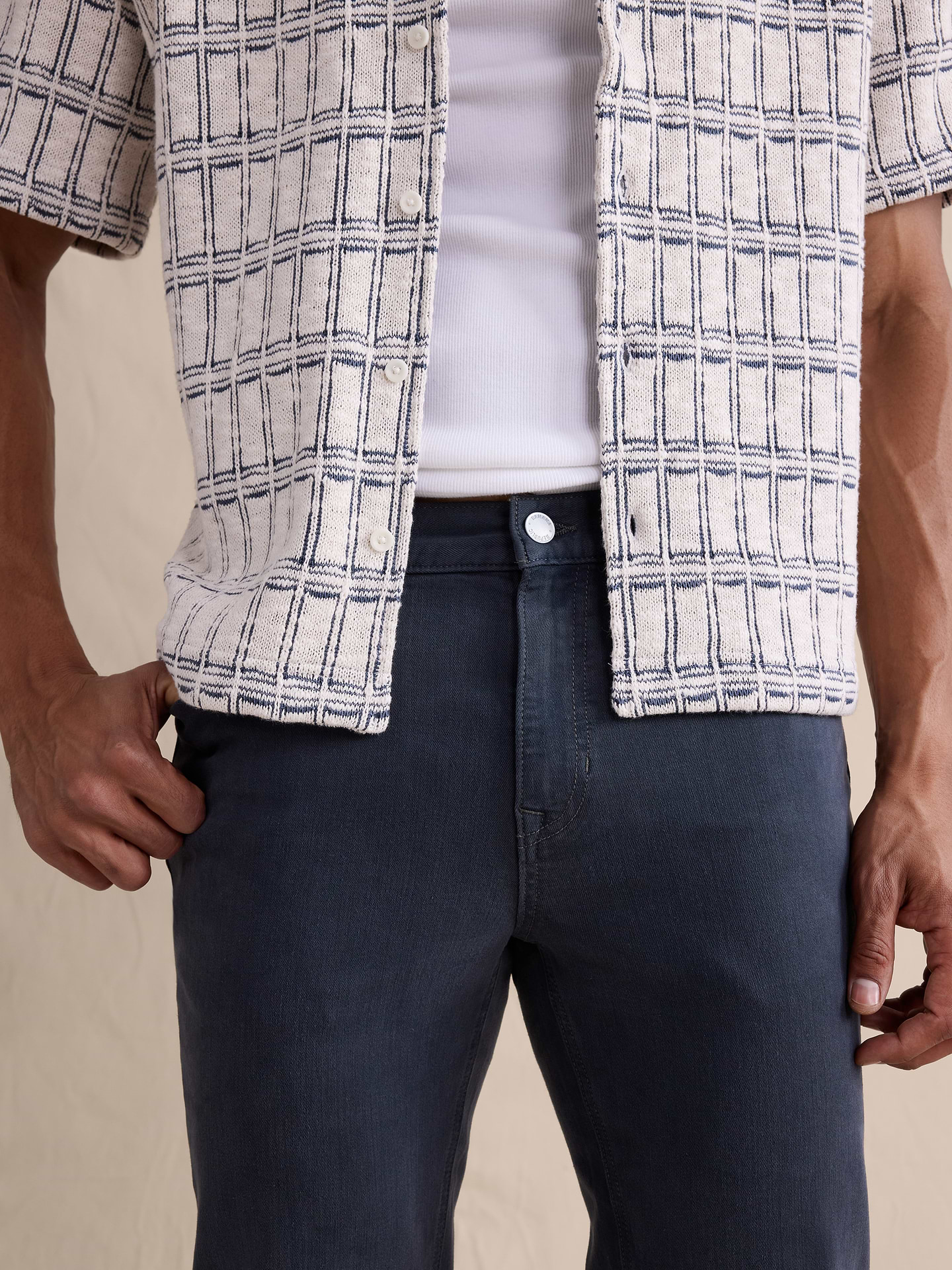 L'image numéro 3 présente Jean Voyageur luxueux à coupe étroite