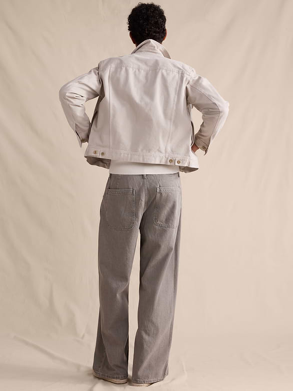 Loose Lightweight Jean