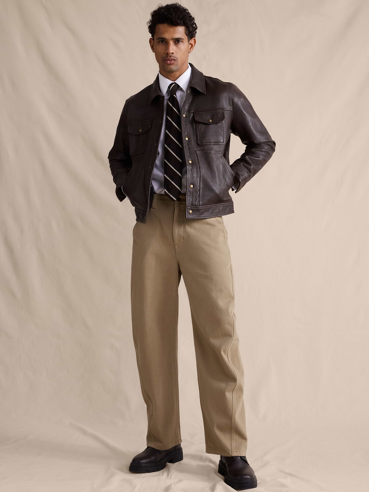 Image number 1 showing, Loose Twisted Seam Jean