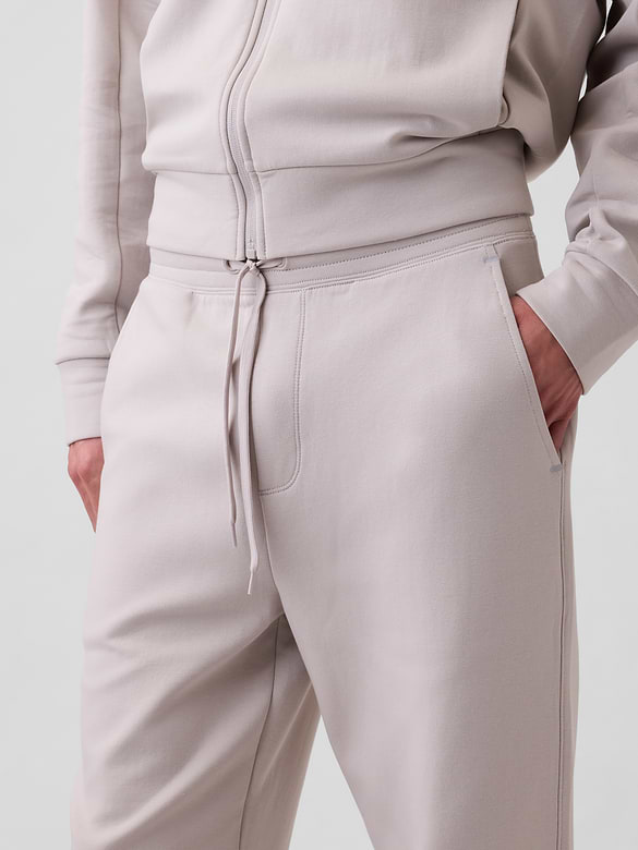 GapFit Performance Joggers