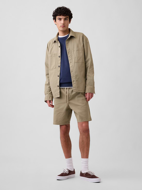 7" Essential Pull-On Khaki Shorts
