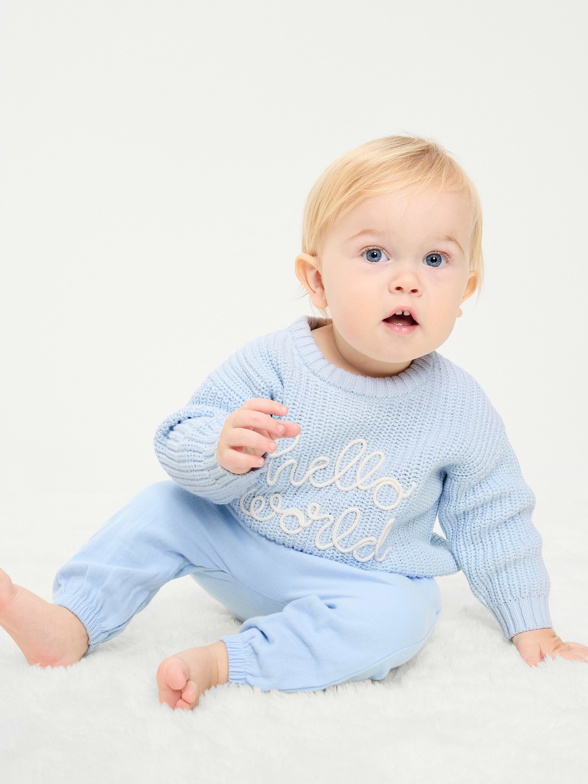 Image number 1 showing, Unisex Loose Sweater for Baby