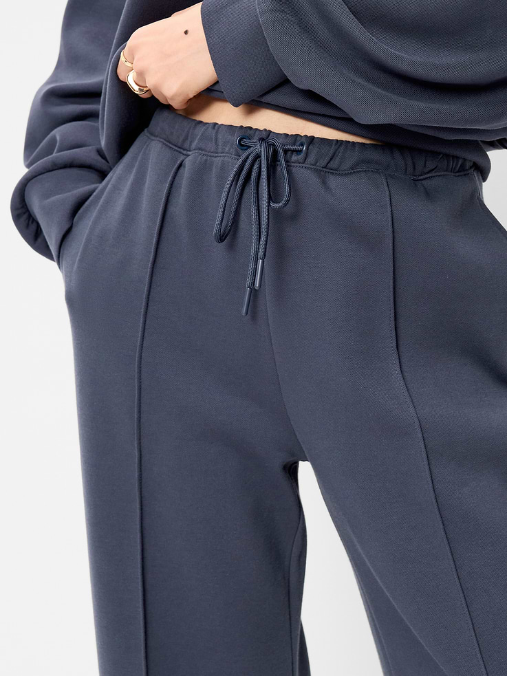 Image number 5 showing, Mid-Rise Dynamic Fleece Textured Wide-Leg Sweatpants