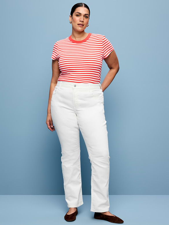 Mid-Rise Wow Boot-Cut Jeans