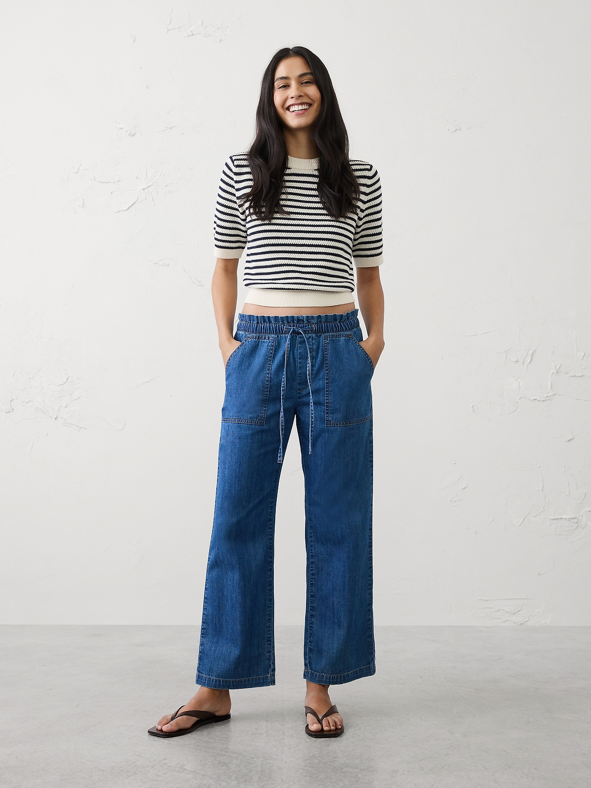 Straight-Leg Mid-Rise Relaxed Summerweight Pull-On Jean | Banana