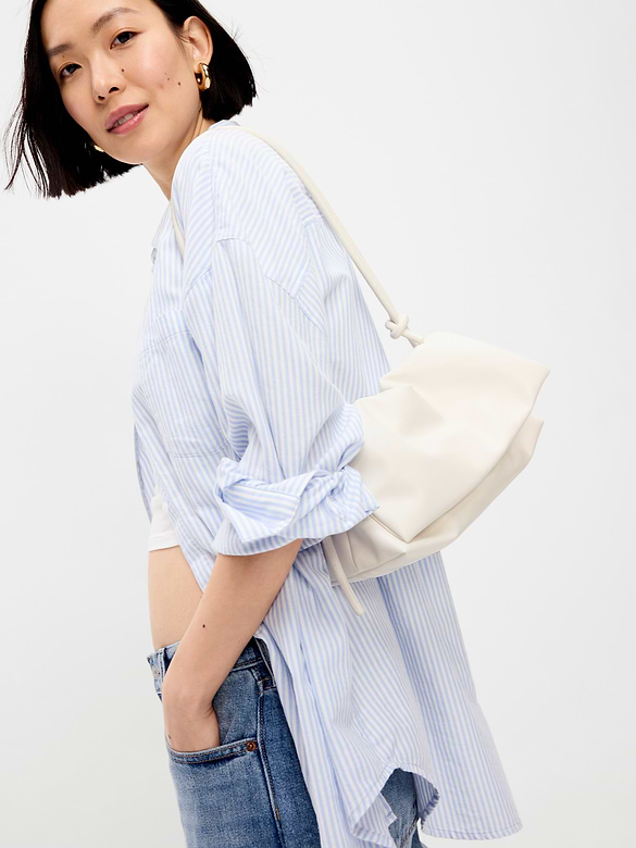 Sac à bandoulière doux et arrondi