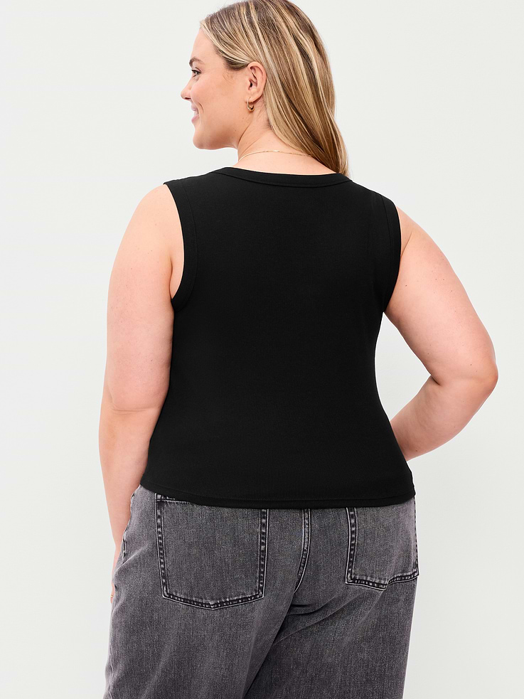 L'image numéro 8 présente Camisole courte moulante à encolure en V