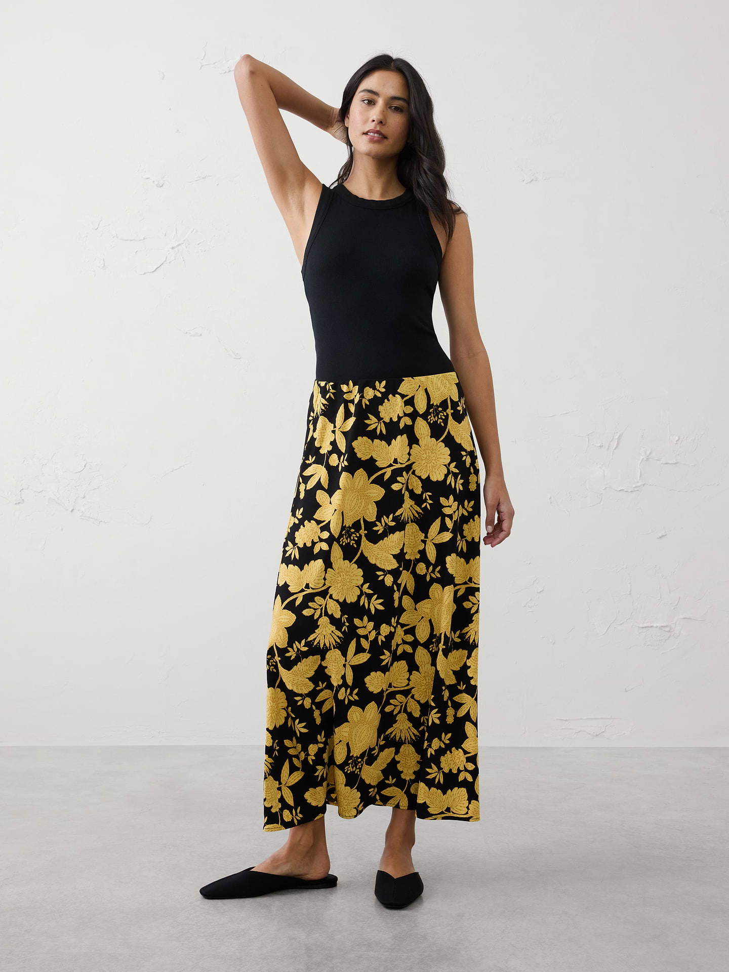Image number 1 showing, Classic Maxi Skirt