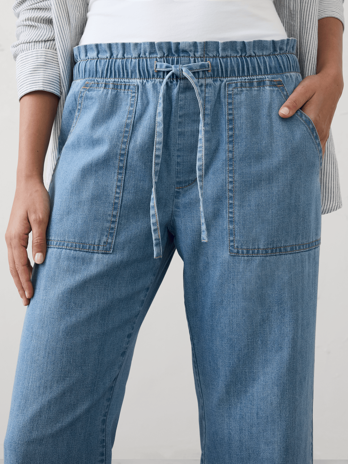 Image number 3 showing, Straight-Leg Mid-Rise Relaxed Summerweight Pull-On Jean