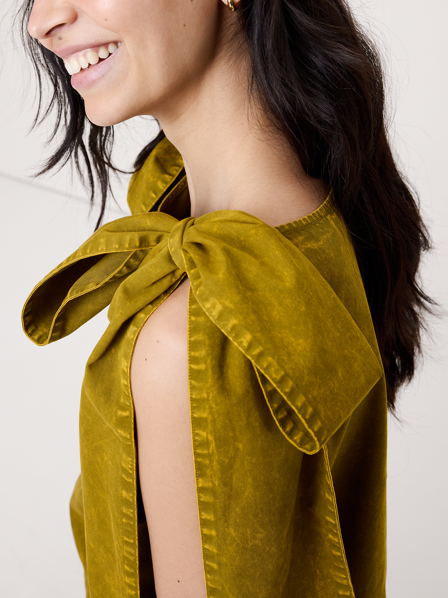 Image number 6 showing, Cotton Bow-Shoulder Top