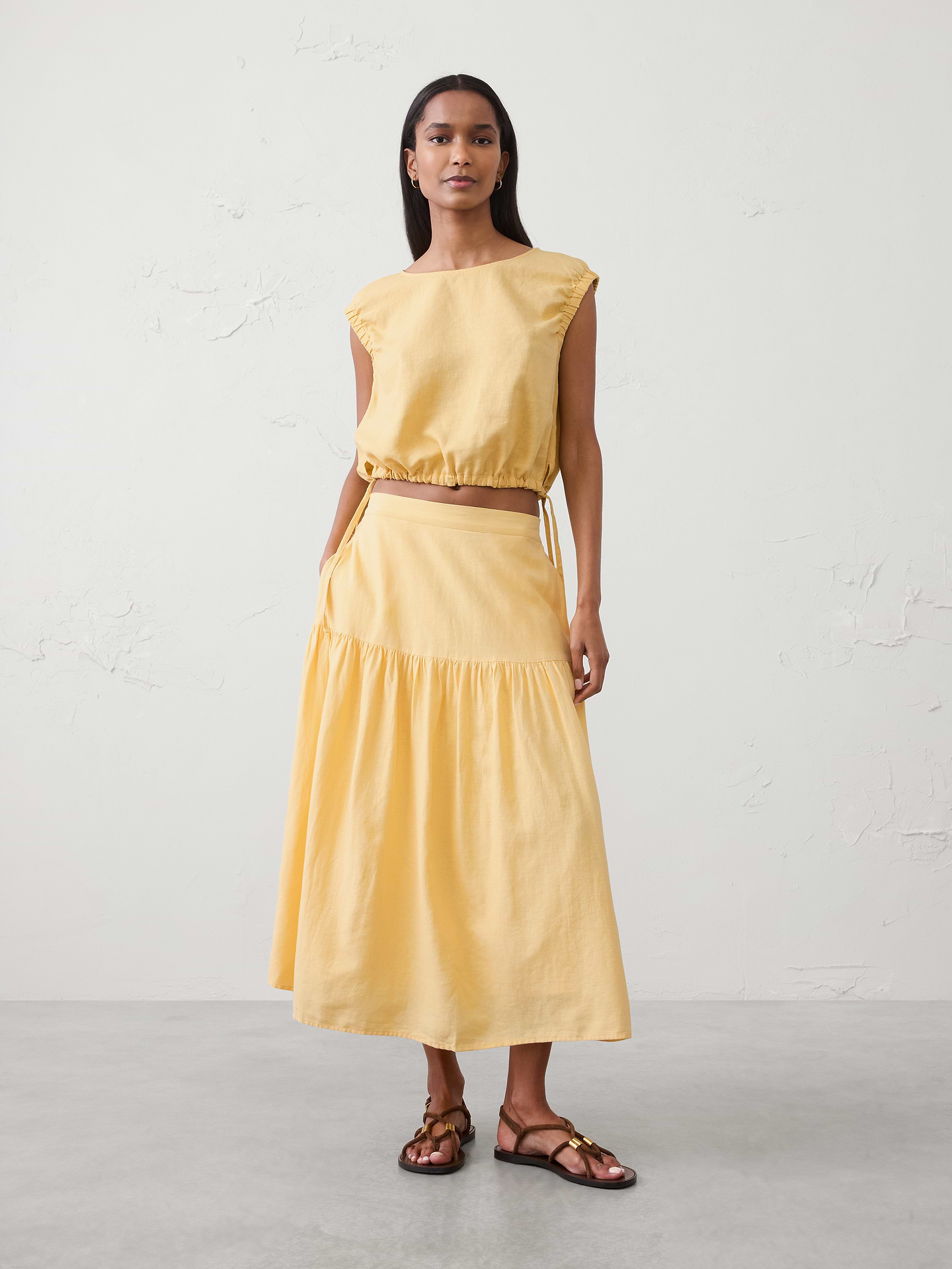 Image number 1 showing, Linen-Blend Tiered Midi Skirt