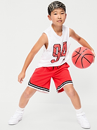 L'image numéro 1 présente Short de basketball en maille, longueur genou pour garçon