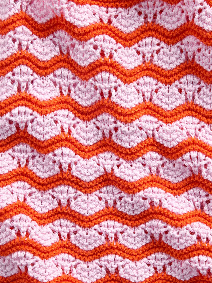 Image 4 of 5, Crochet Scoopneck Tank Top
