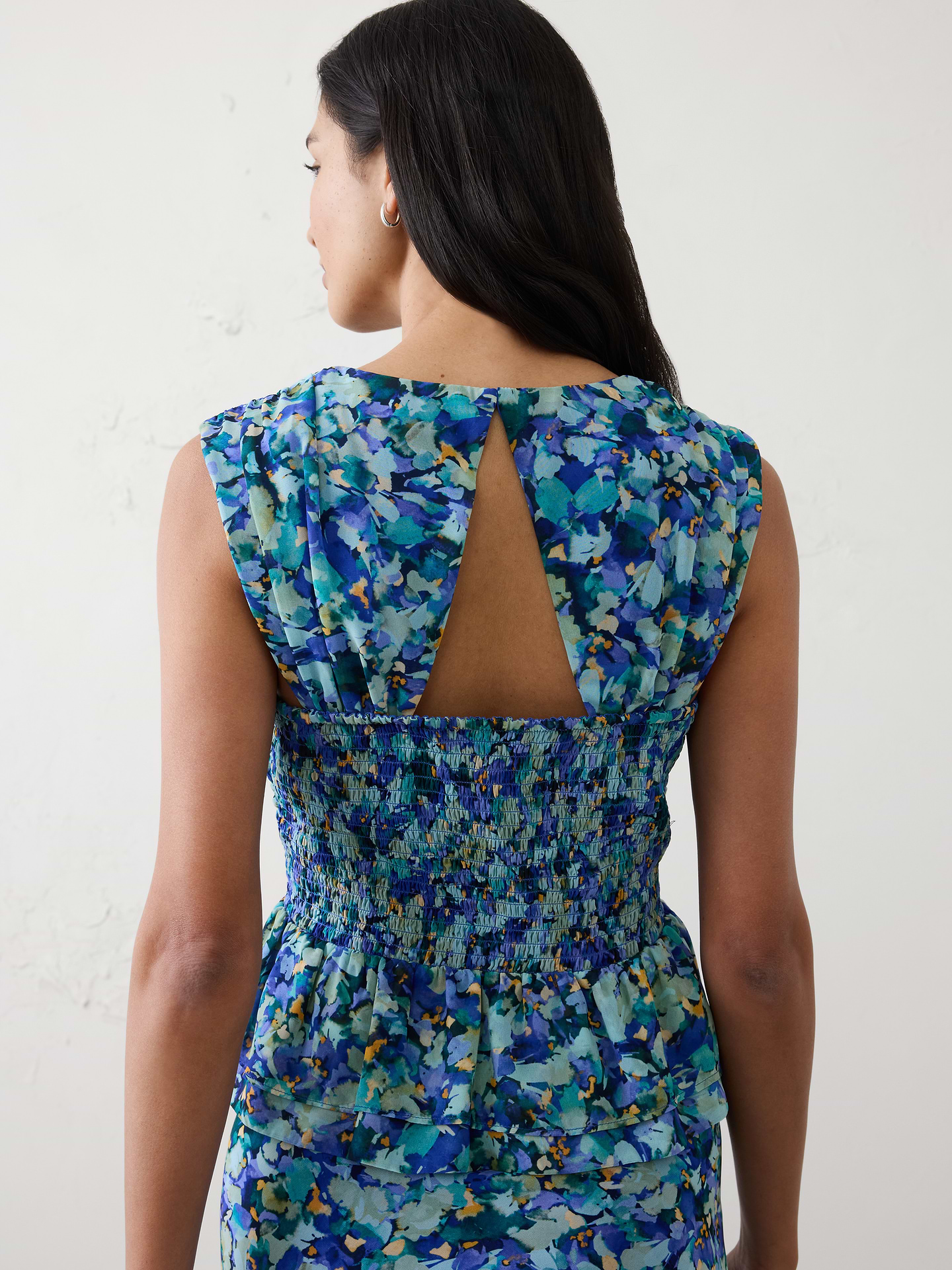 Image number 2 showing, Gathered Ruffle Cropped Top