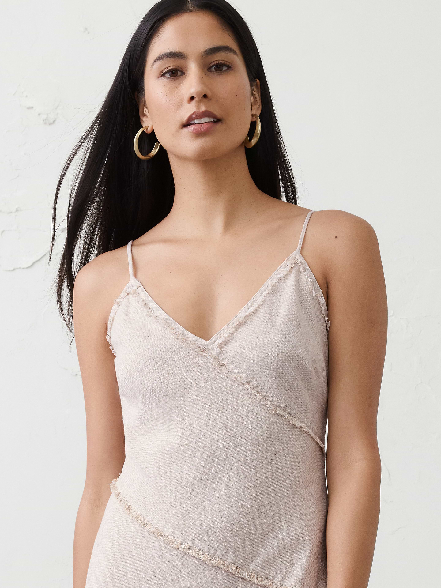 Image 3 of 4, Linen-Blend Fray-Edges Midi Dress