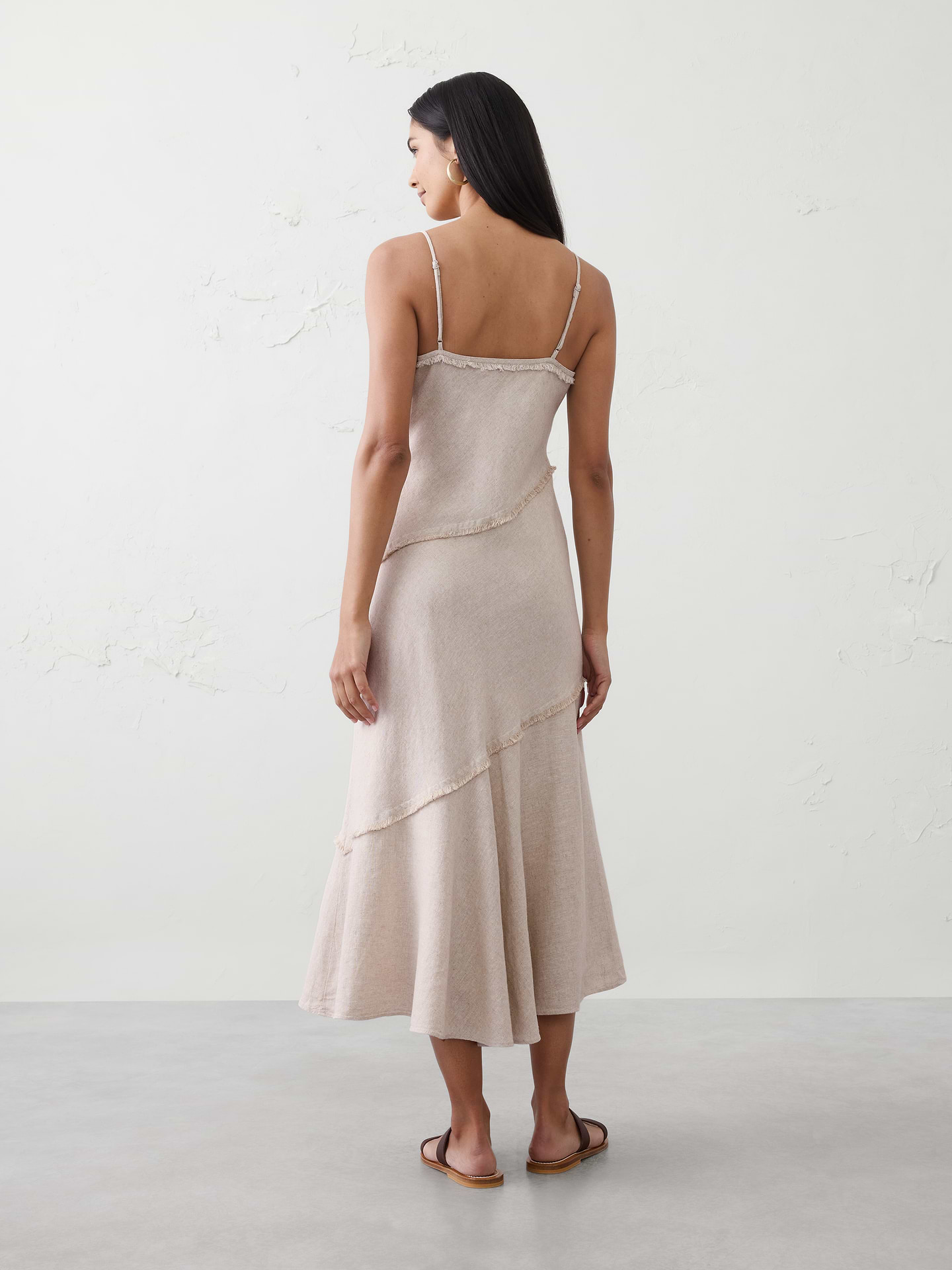 Image 2 of 4, Linen-Blend Fray-Edges Midi Dress