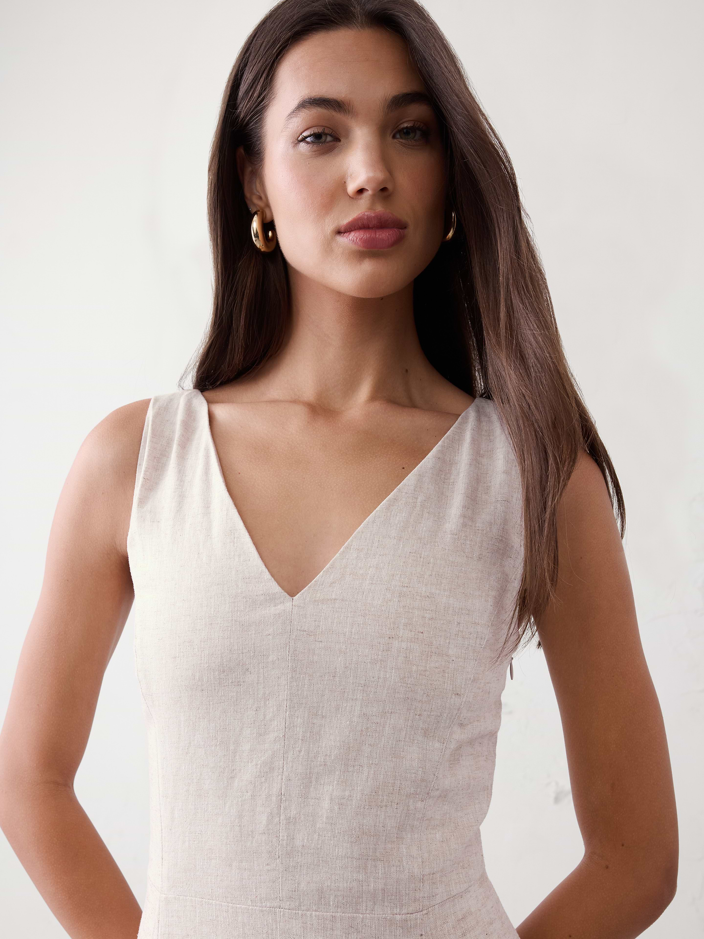 Image 3 of 4, Linen-Blend Drapey Midi Dress