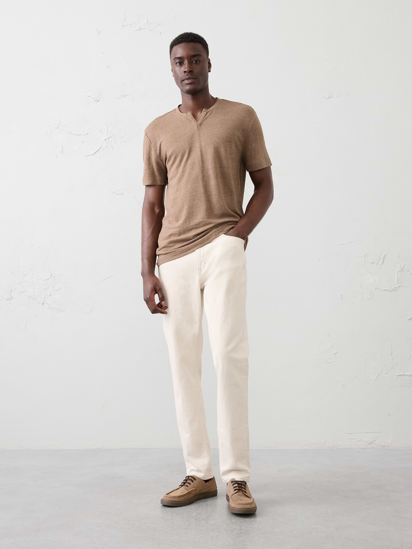 Image number 1 showing, Standard-Fit Linen-Blend Notch T-Shirt