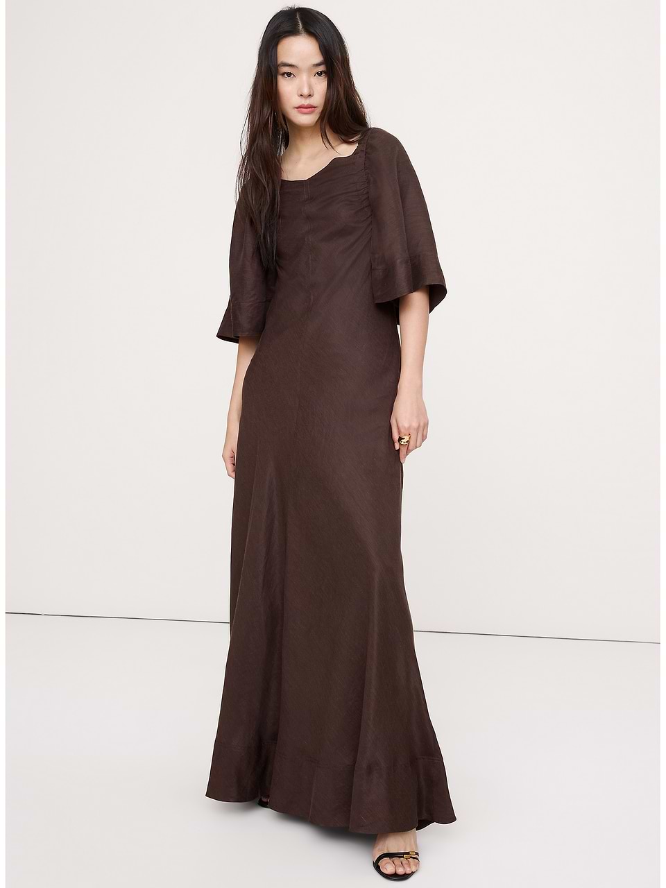 mac duggal all over sequin floral embroidered maxi dress 5556 Size:XXL (1X) Mac Duggal 4566 style red sequin maxi dress New Year’s Eve Fashion Off Shoulder Short
