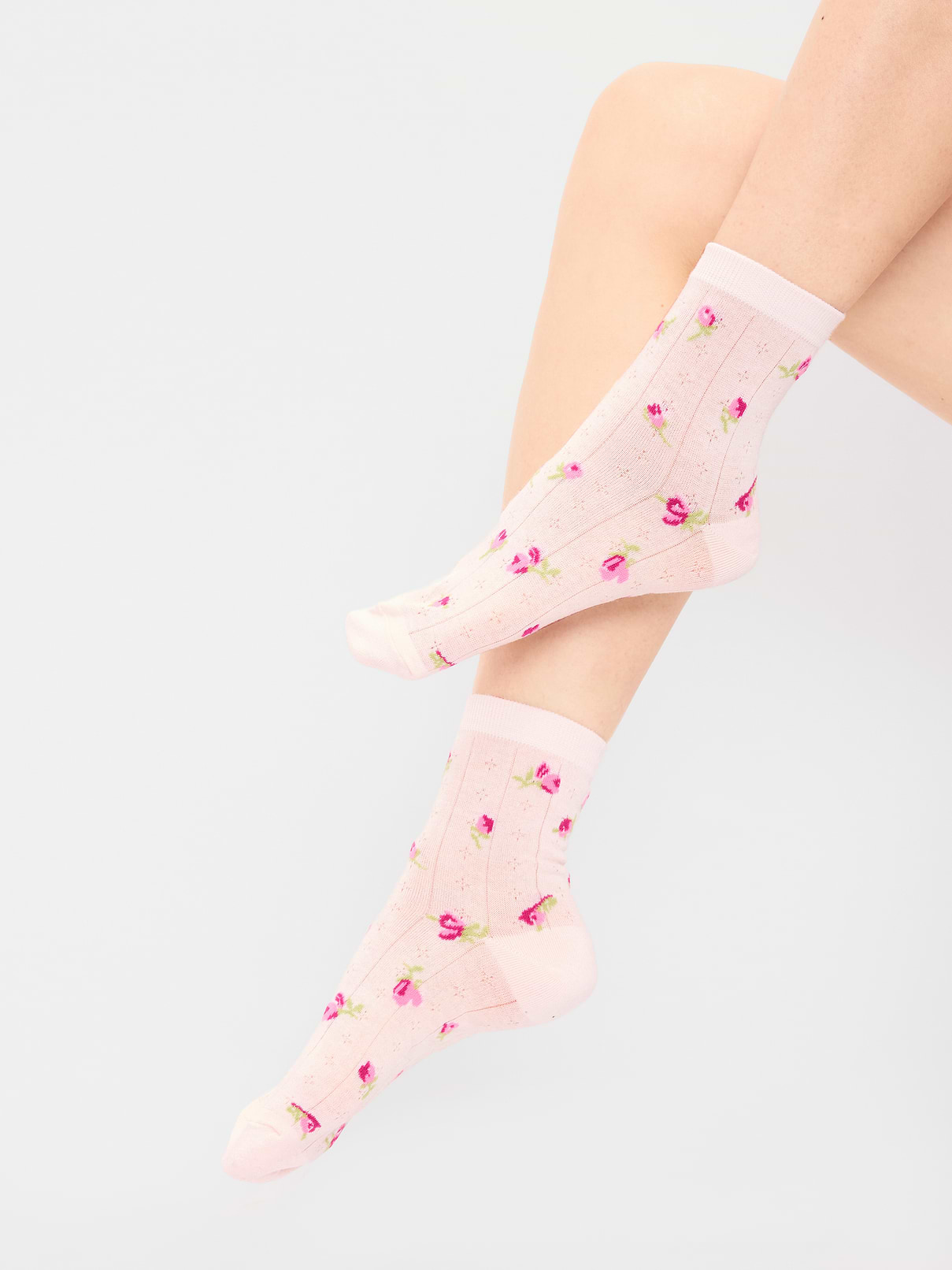 Image 1 of 3, notched toe seams, floral pattern, Product #886377