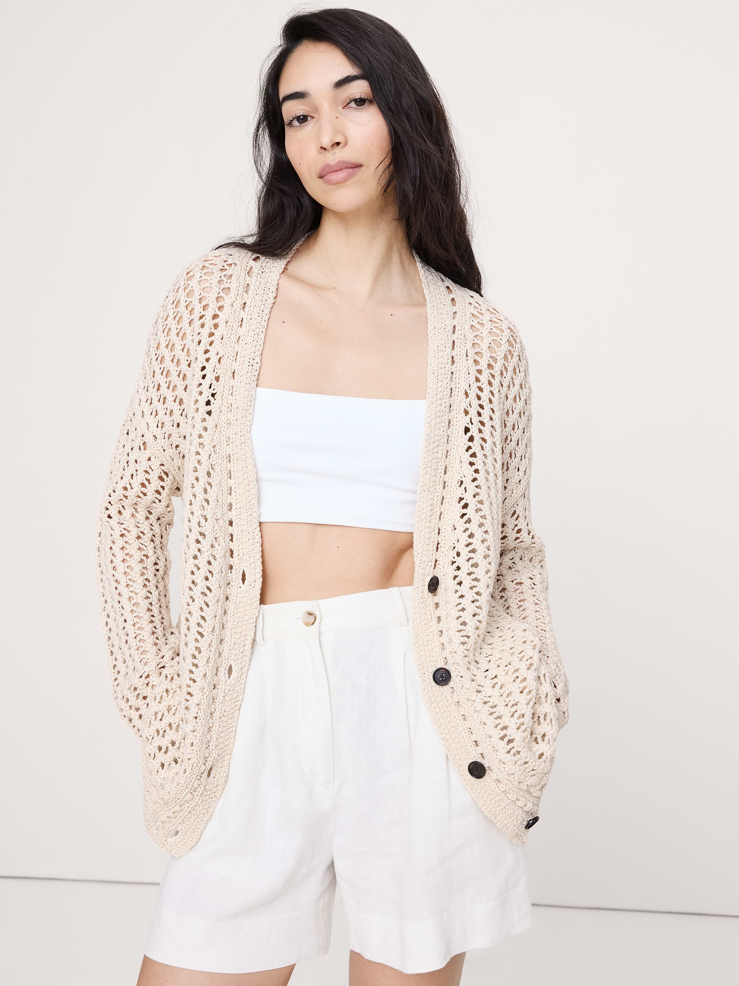 L'image numéro 1 présente Cardigan crocheté en coton
