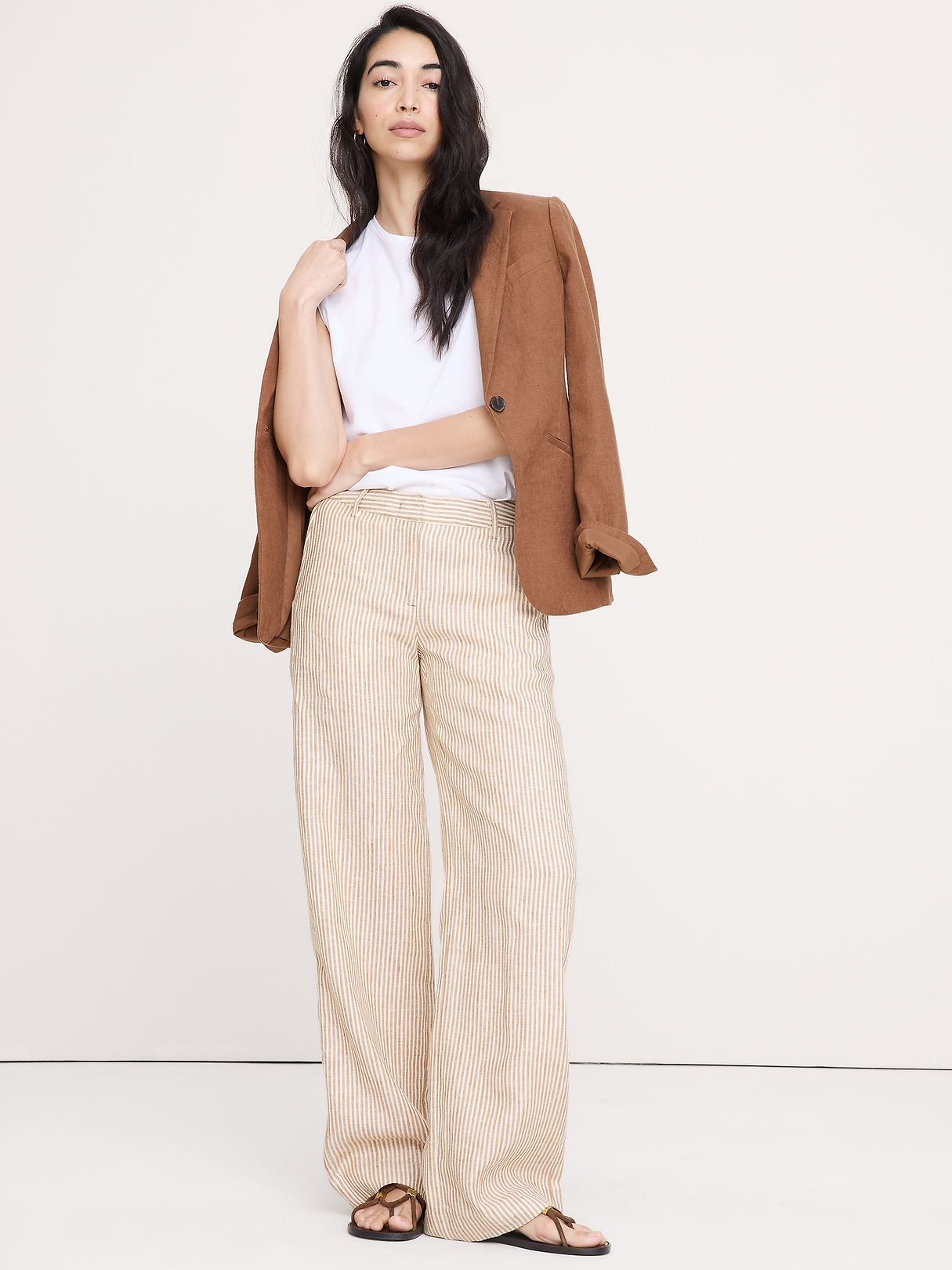 The Everyday Wide-Leg Pant in Linen | Banana Republic