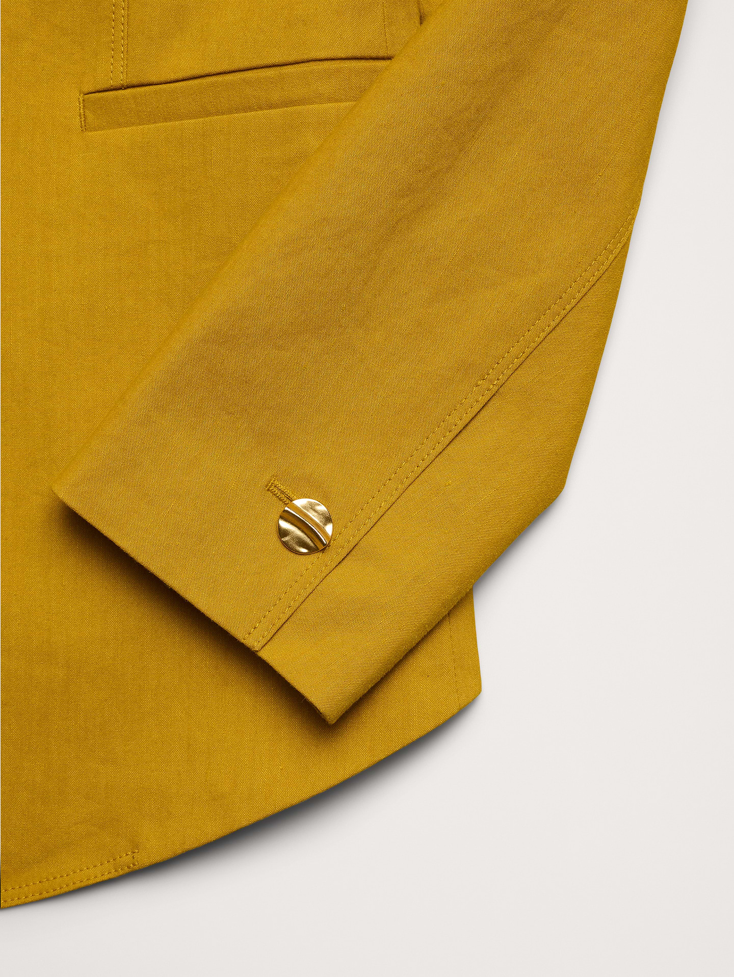 L'image numéro 7 présente Blazer long en lin et viscose extensible