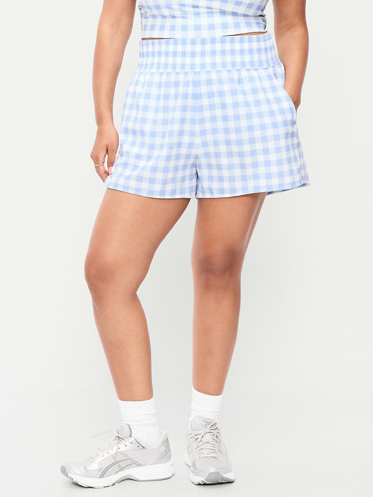 Image number 7 showing, Extra High-Waisted Crinkle Run Shorts -- 3-inch inseam