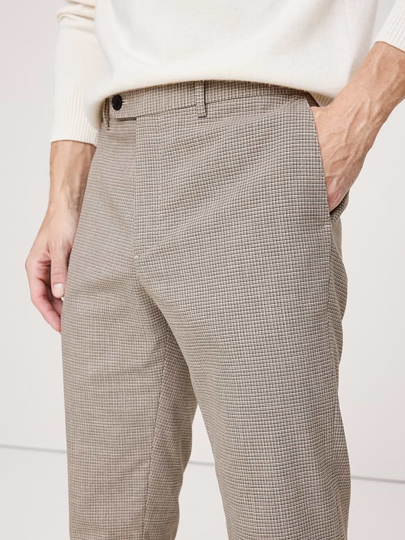 Pantalon habillé infroissable à coupe étroite