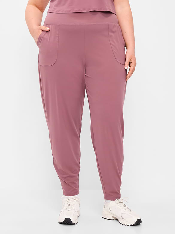 High-Waisted StudioSmooth Jogger
