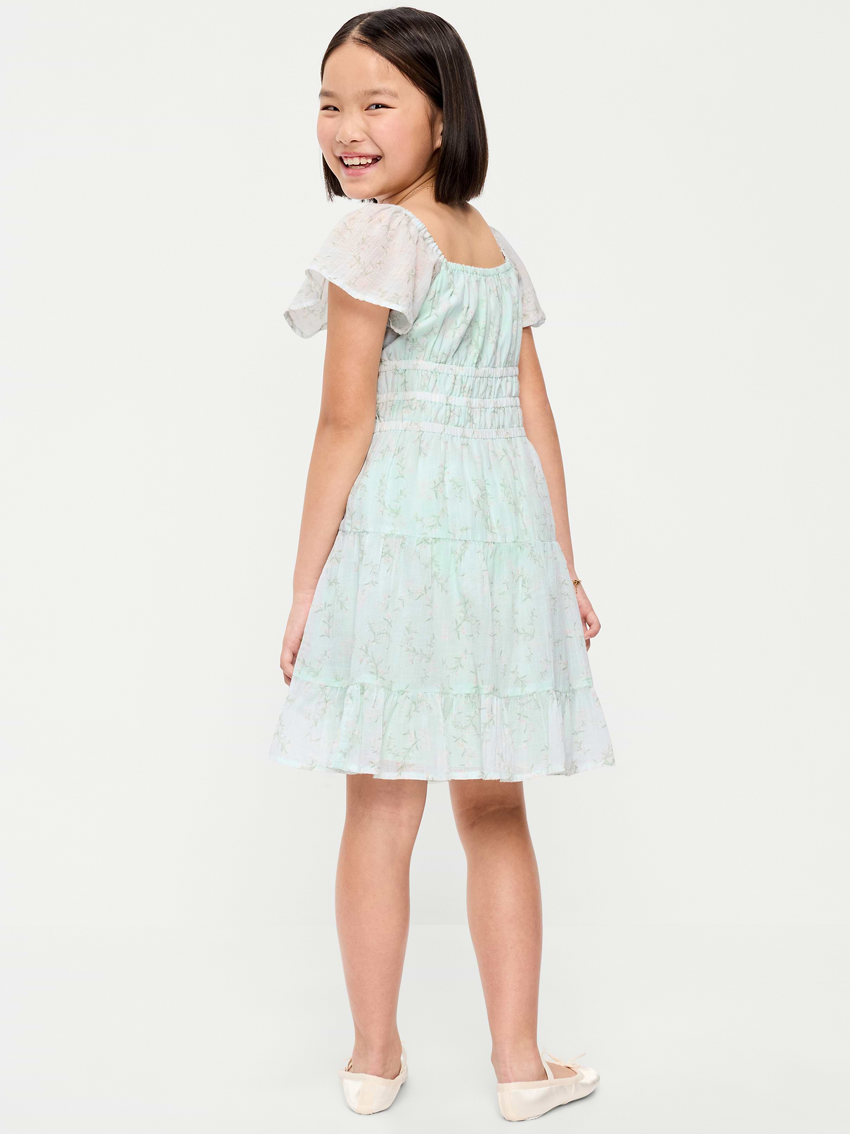 L'image numéro 2 présente Robe en gaze froissée ajustée et évasée à volants pour fille