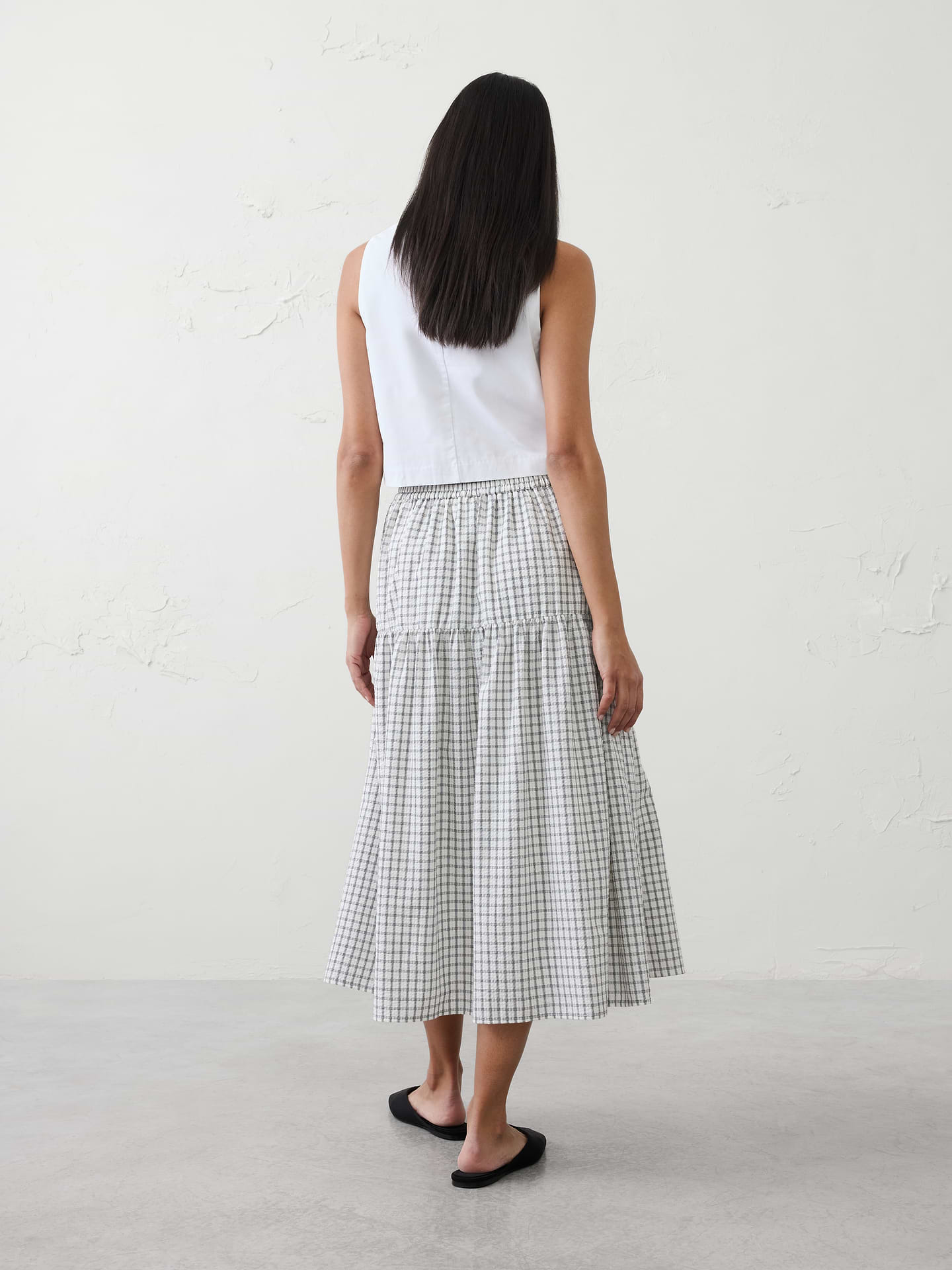 Image number 5 showing, Linen-Blend Tiered Midi Skirt