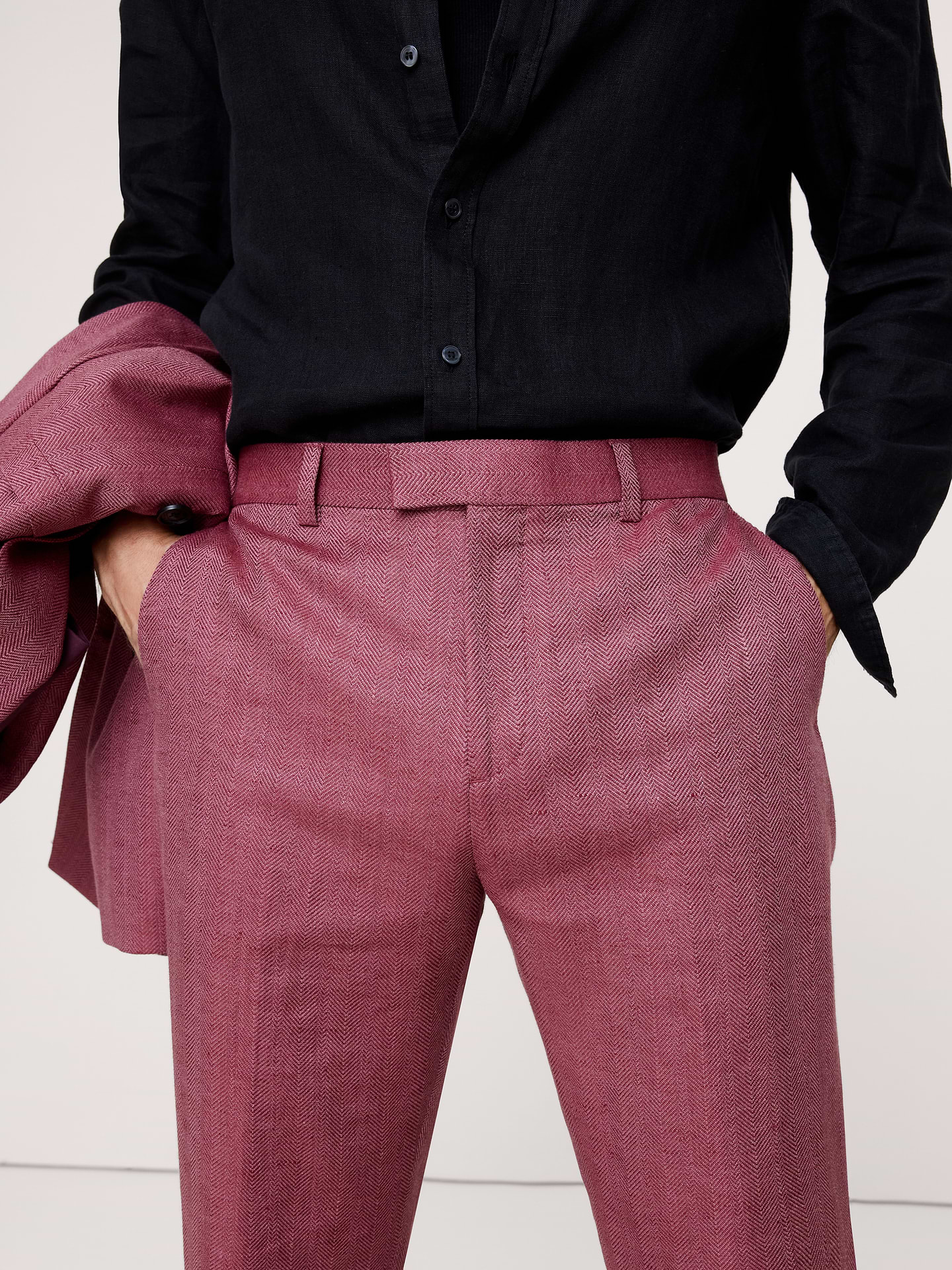 L'image numéro 4 présente Pantalon de complet droit en lin et laine mérinos