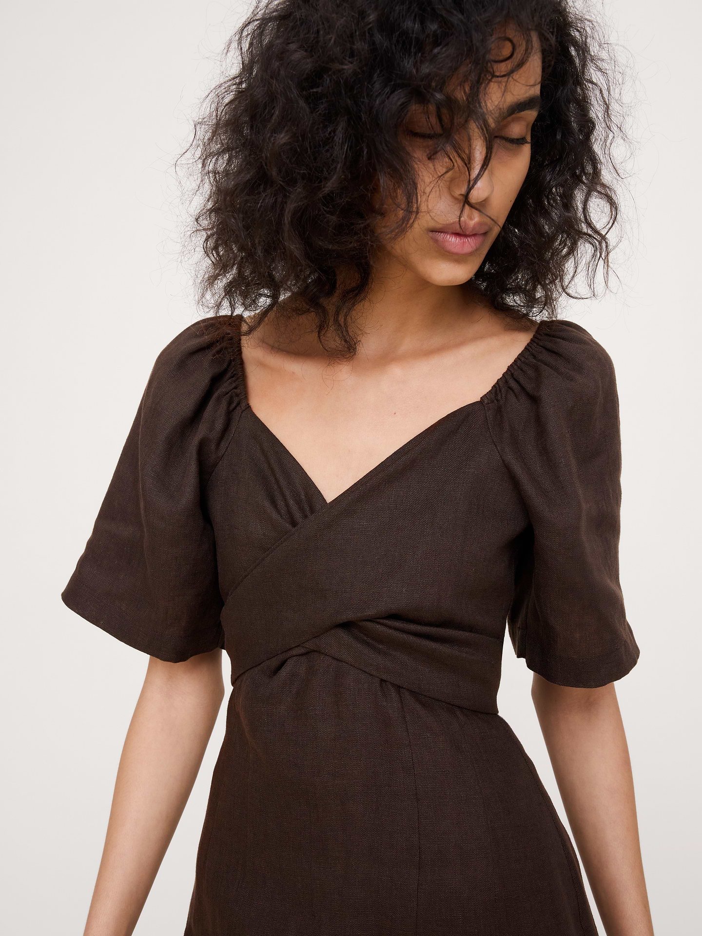 Image number 4 showing, Linen Sweetheart Maxi Dress