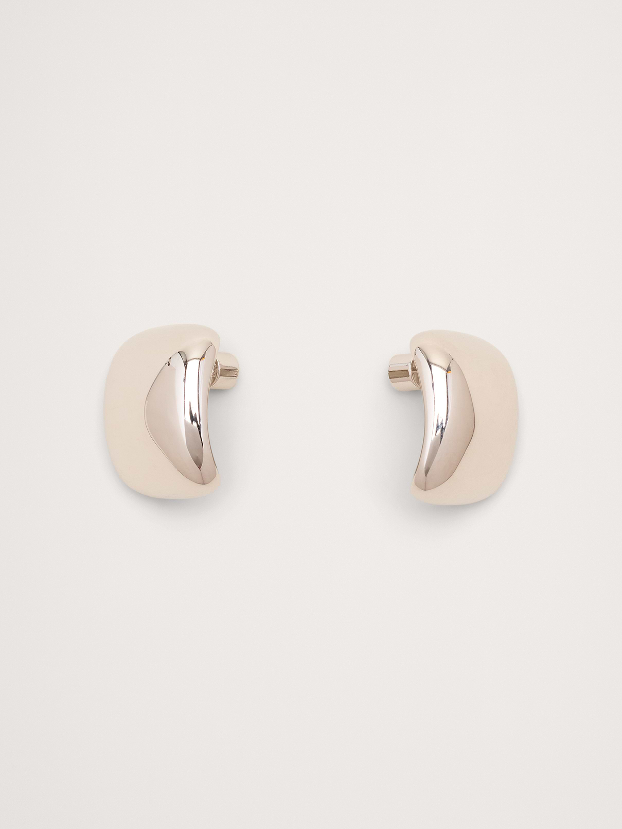 Pebble Earrings by Martha Calvo