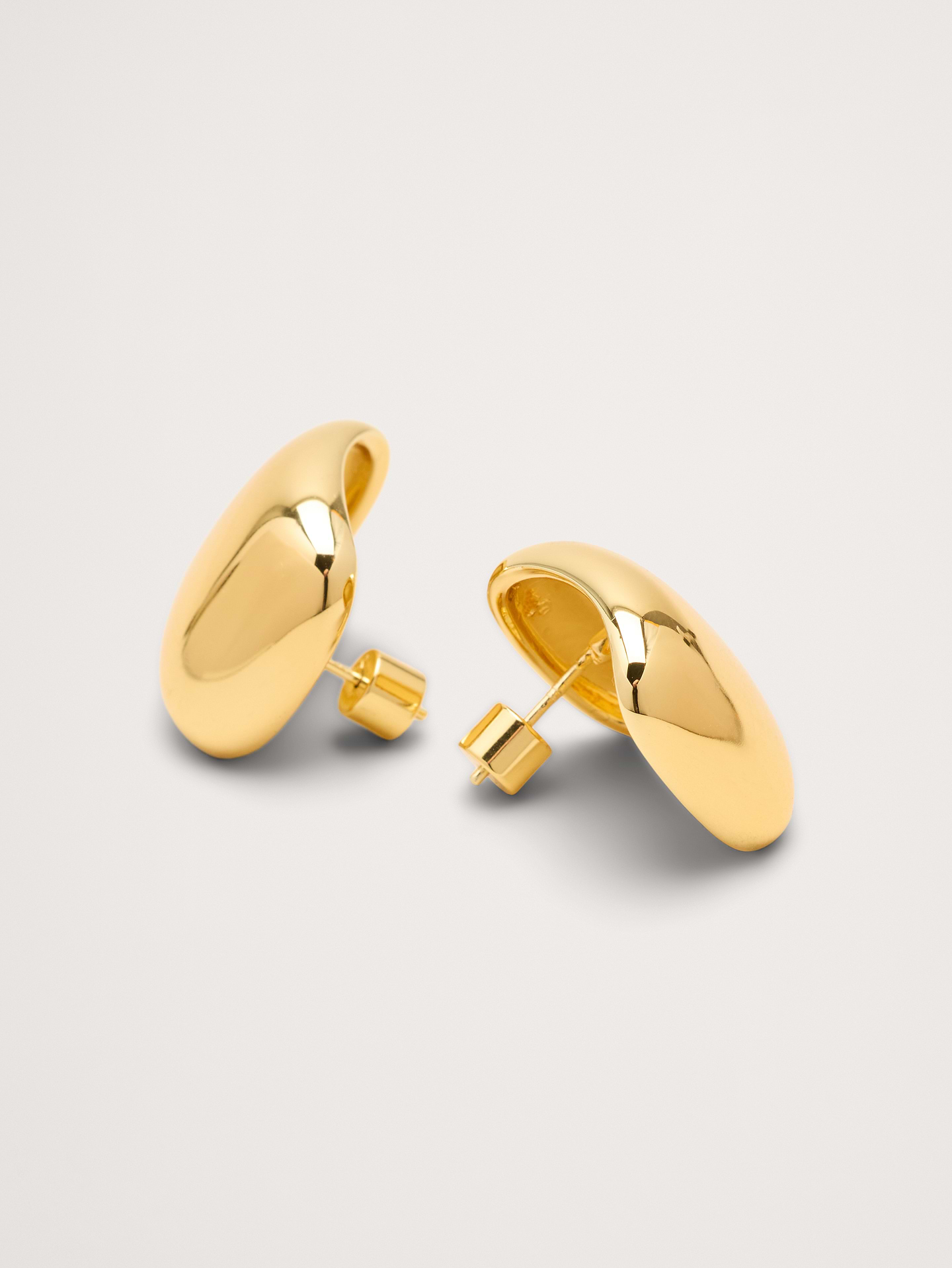 Image number 5 showing, Pebble Earrings by Martha Calvo