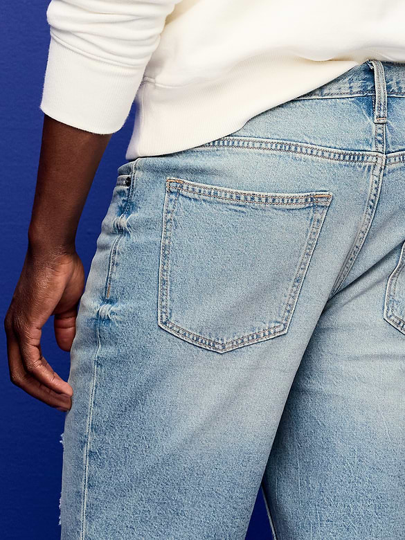Slim Built-In Flex Jean Shorts-- 9-inch inseam