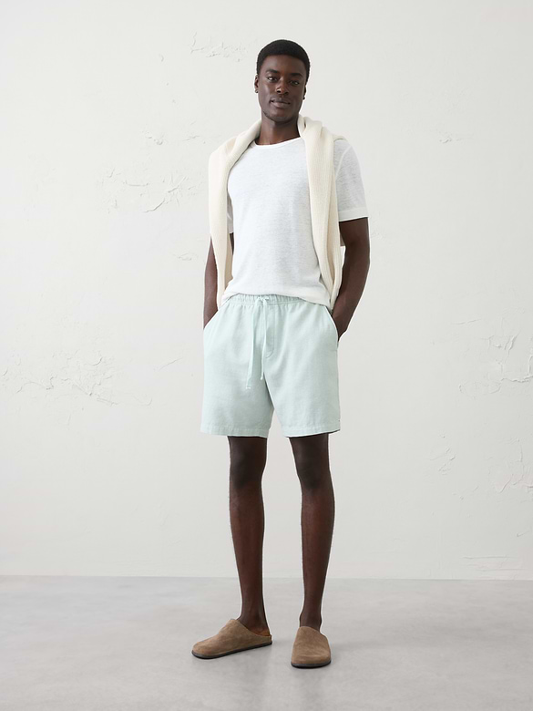Standard-Fit 7" Linen-Blend Deck Short