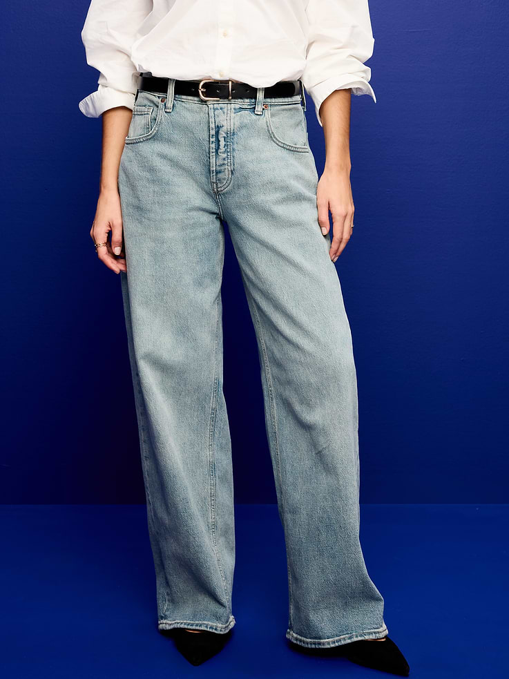 Image number 2 showing, Mid-Rise Slouchy Wide-Leg Jeans