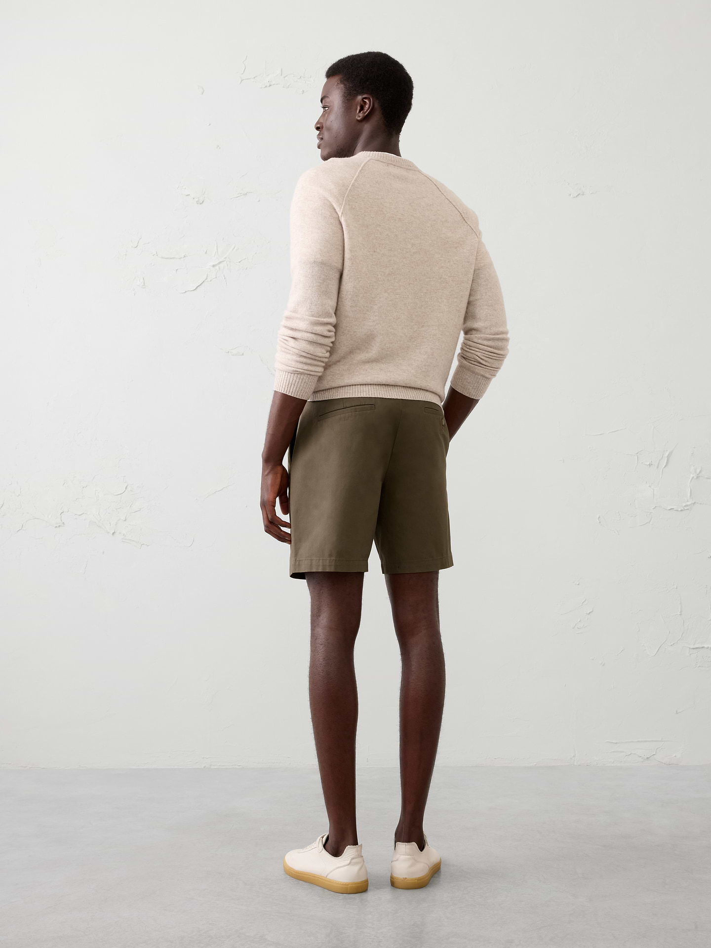 Image number 2 showing, Slim-Fit 7" Lived-In Short