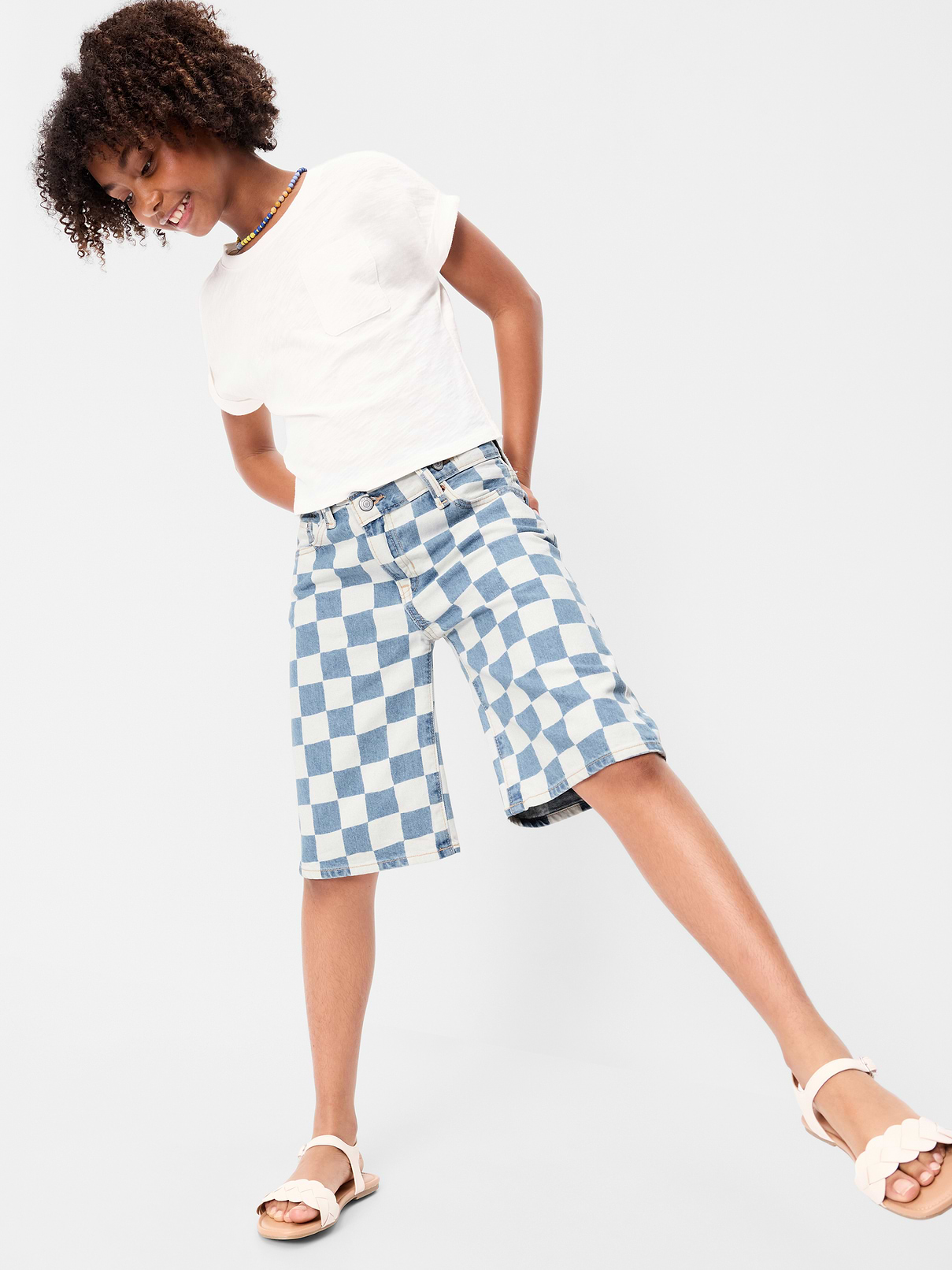 L'image numéro 3 présente Short coupe généreuse à motif à taille croisée pour fille