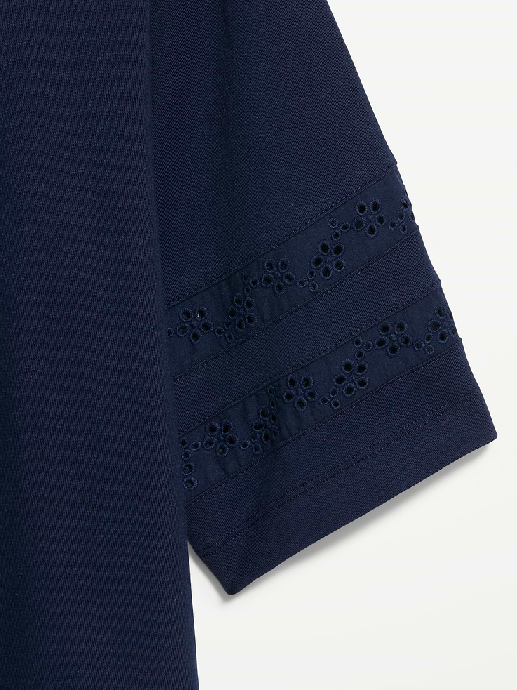 Image number 4 showing, Vintage Crew-Neck Cropped Lace-Trim T-Shirt