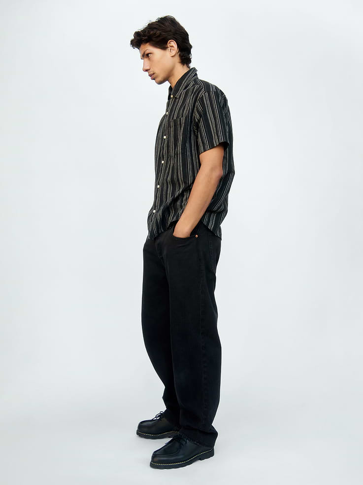 L'image numéro 7 présente Pantalon menuisier en toile ample années 90