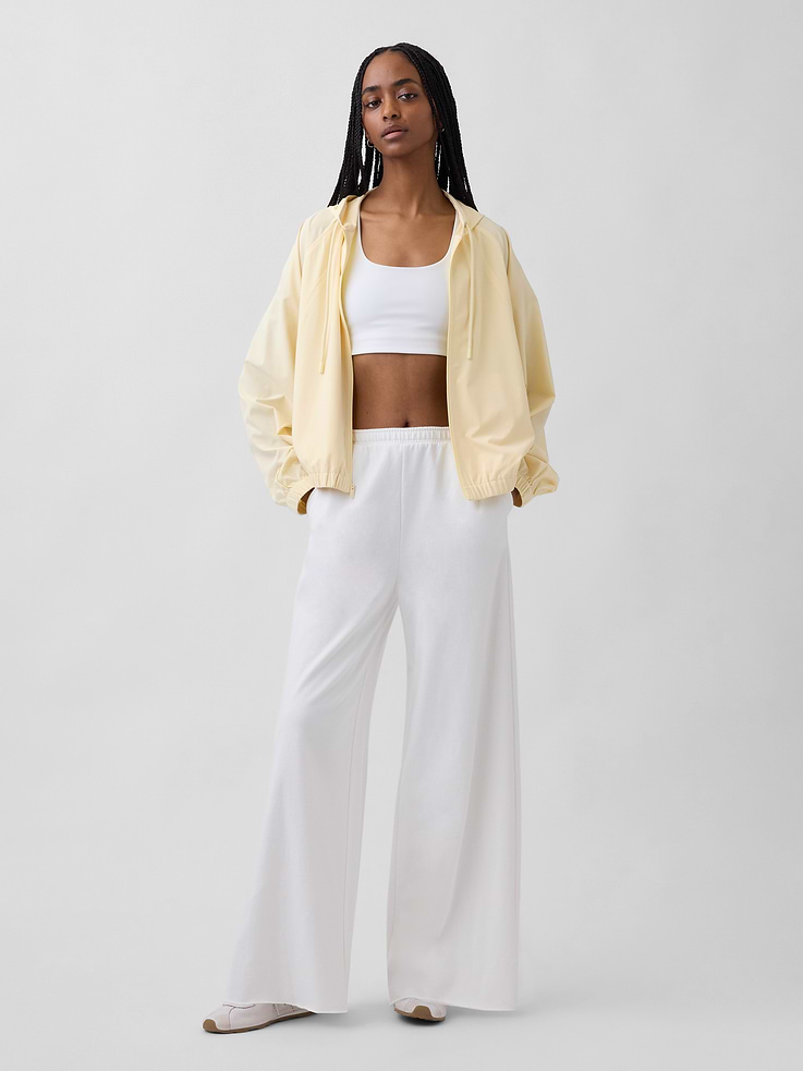Image number 2 showing, GapFit Tech Windbreaker