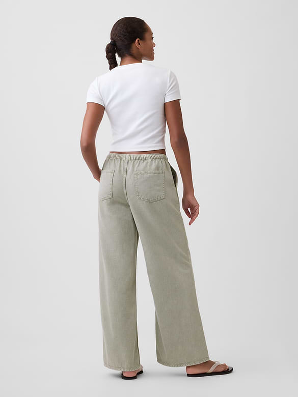 Mid Rise Soft Pull-On Wide-Leg Jeans